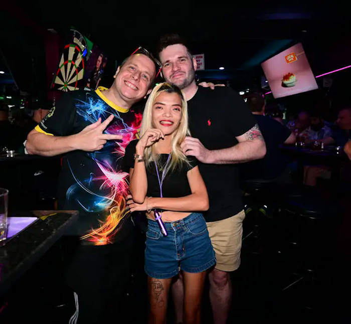 picture of Mali Pattaya Taste of Honey with owner and DJ