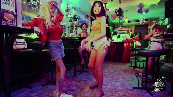 Video of the non stoppables, Koy and Mali