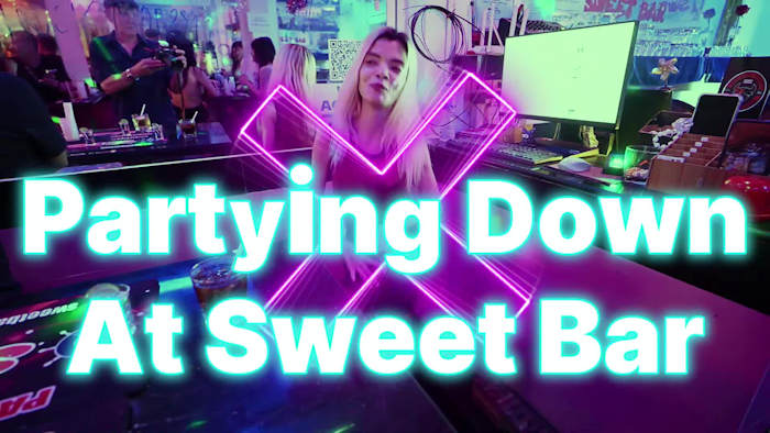 Nymphoz & Sweet Bar: video patying down at Sweet Bar