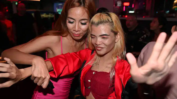 picture of Mali with tall Spot Bar Girl