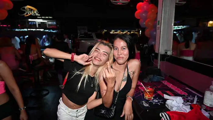 Pattaya Soi Six Legends Mali and Phang